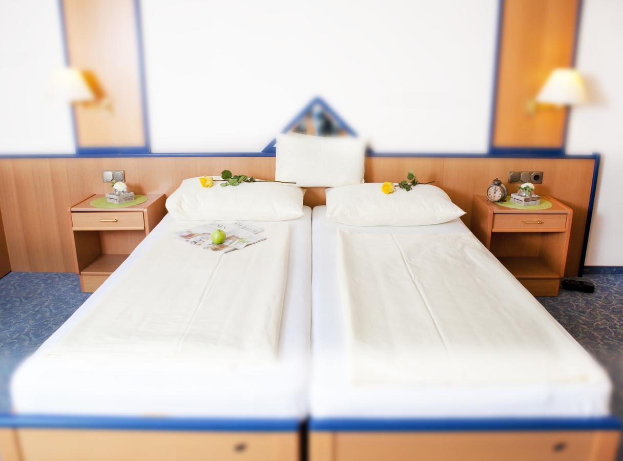 Hotel Restaurant Osterbauer Neunkirchen Dış mekan fotoğraf